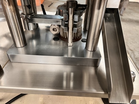 TIANHE Biotech รอบ oblong Punch Mold อัตโนมัติ เครื่องพิมพ์แท็บเล็ต กว้างแท็บเล็ต 20mm ผู้ผลิต