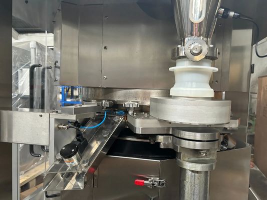 เครื่องอัดเม็ดยาแบบหมุนความเร็วสูงพร้อมความจุ 596400 เม็ด/ชั่วโมง พร้อม PLC อัตโนมัติและบริการออนไลน์ตลอด 24 ชั่วโมง ผู้ผลิต