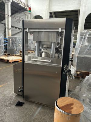 GMP 21 CFR ส่วน 11 เครื่องพิมพ์แท็บเล็ตความเร็วสูงที่มี 61 สถานีและความจุ 439200 PCS / ชั่วโมงสําหรับอุตสาหกรรมยา ผู้ผลิต