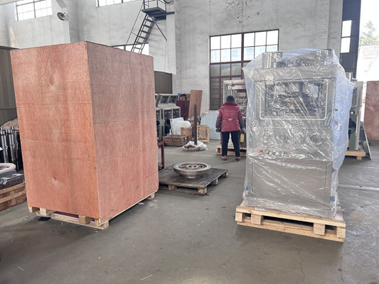 TIANHE อัตโนมัติ เครื่องกดแท็บเล็ตสําหรับไก่สต็อก Bouillon Cube ผู้ผลิต
